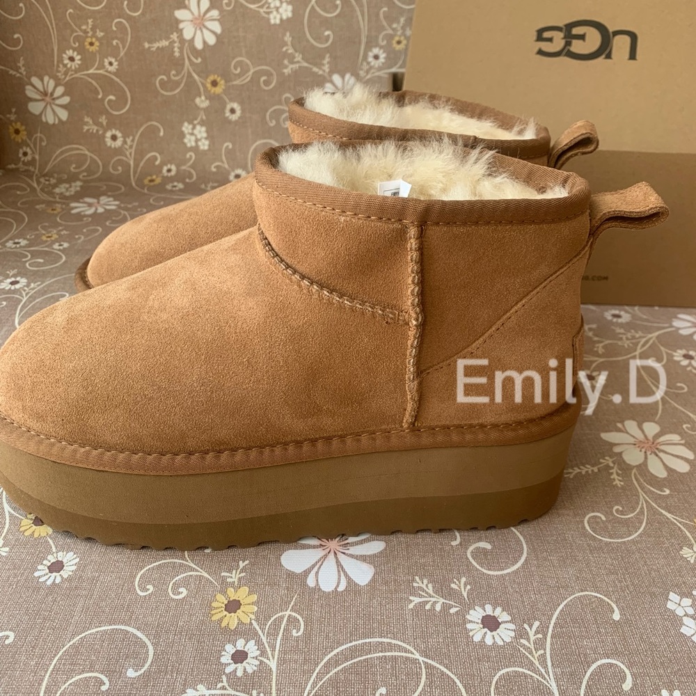 Uggs classic mini platform - Picture 1 of 9